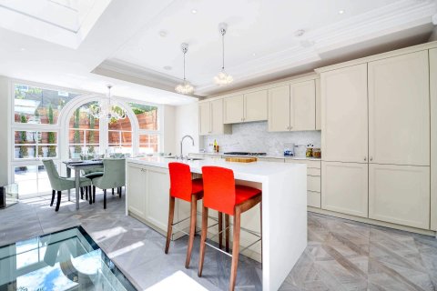 Bettridge Road, Parsons Green