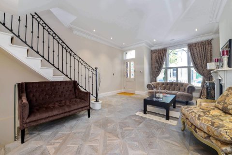 Bettridge Road, Parsons Green
