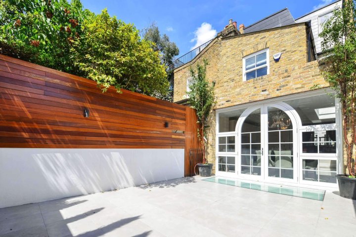 Bettridge Road, Parsons Green