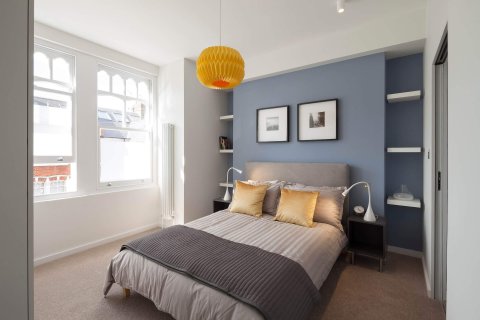 Collingbourne Road, Shepherd's Bush