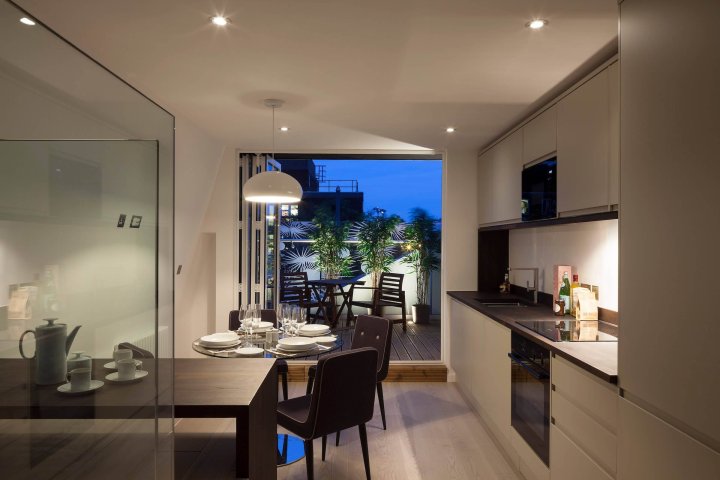 Collingbourne Road, Shepherd's Bush
