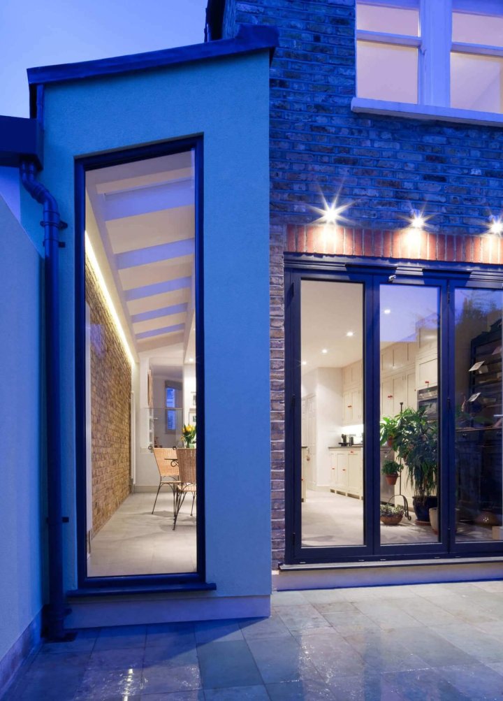 Woolneigh Street, Fulham