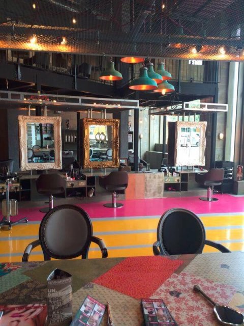 Gro Salon, Hampstead